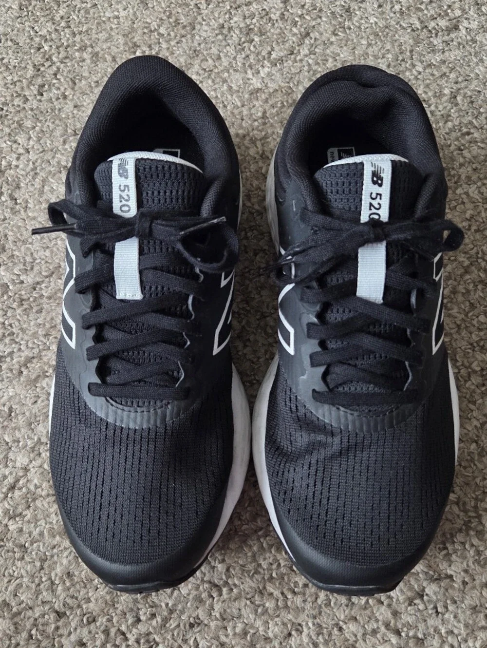 New Balance Women's 520 V7 Running Shoes Size 9.5 D  W520LK7 Black & White